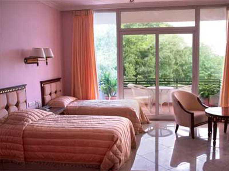 Pragati Resorts Hyderabad Bagian luar foto